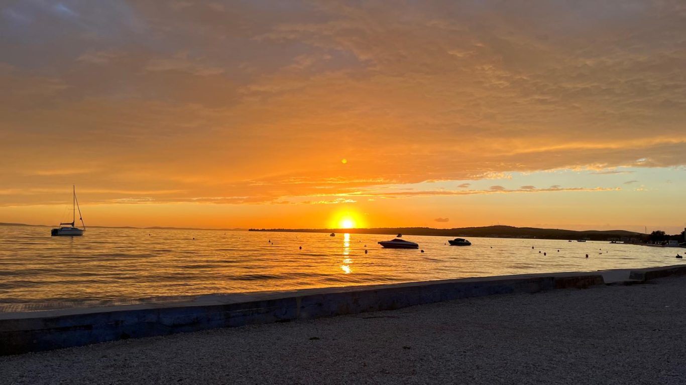 Sonnenuntergang genießen Sonnenuntergang am Strand